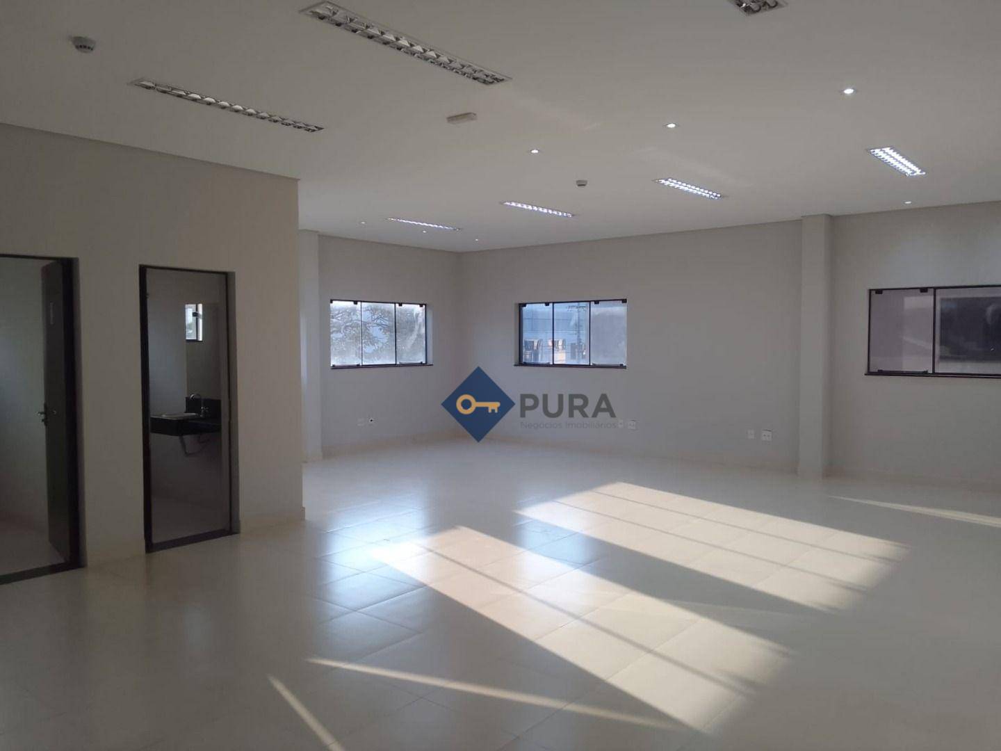 Loja-Salão para alugar, 1500m² - Foto 9