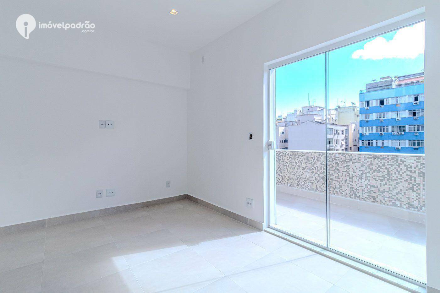 Apartamento à venda com 3 quartos, 135m² - Foto 17