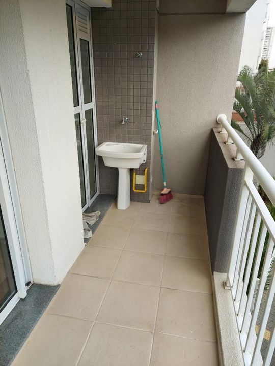 Apartamento à venda com 1 quarto, 40m² - Foto 13