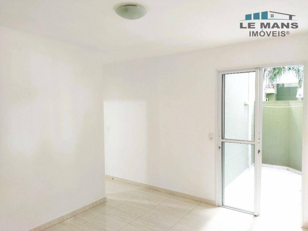 Apartamento à venda com 2 quartos, 55m² - Foto 2