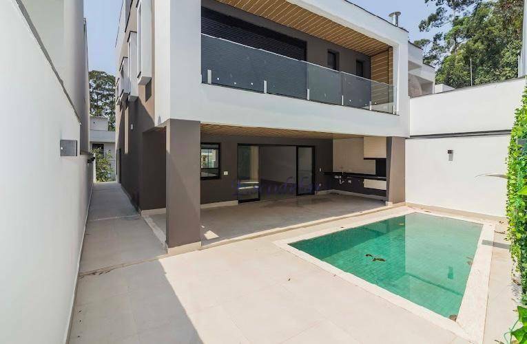 Casa de Condomínio à venda com 4 quartos, 600m² - Foto 1