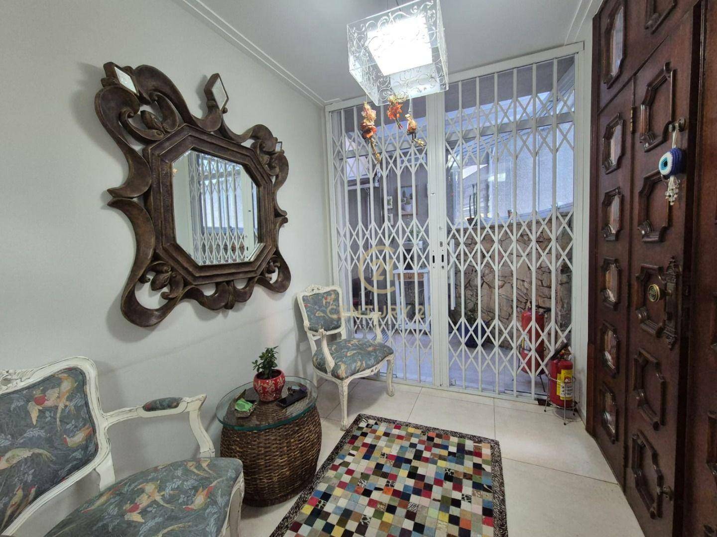 Casa à venda com 5 quartos, 310m² - Foto 6