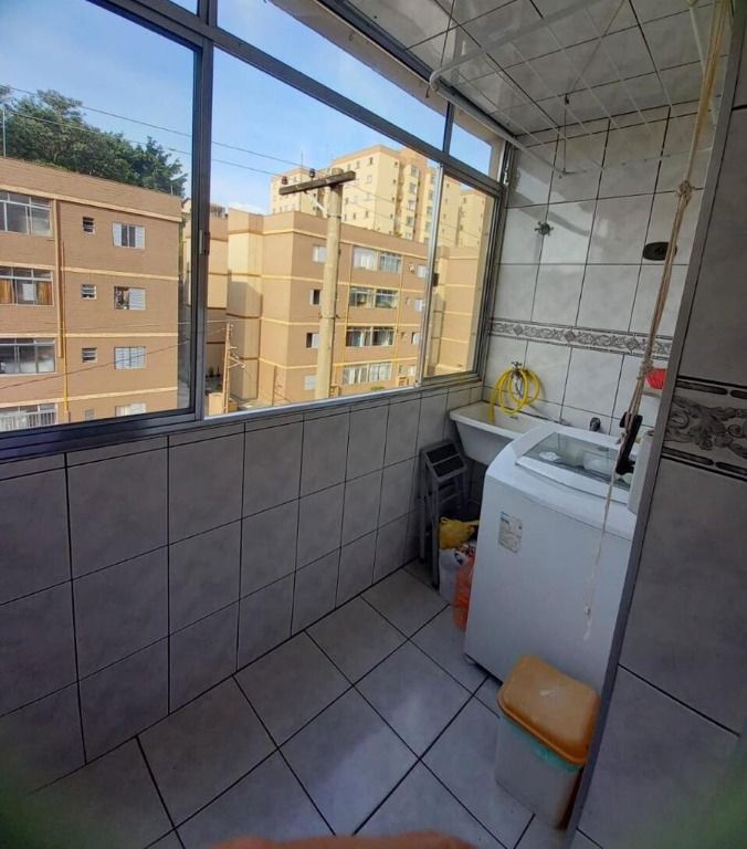 Apartamento à venda com 2 quartos, 55m² - Foto 12