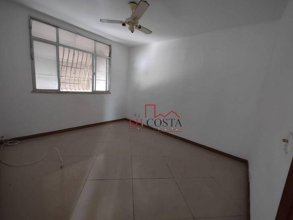 Apartamento à venda com 2 quartos, 60m² - Foto 1