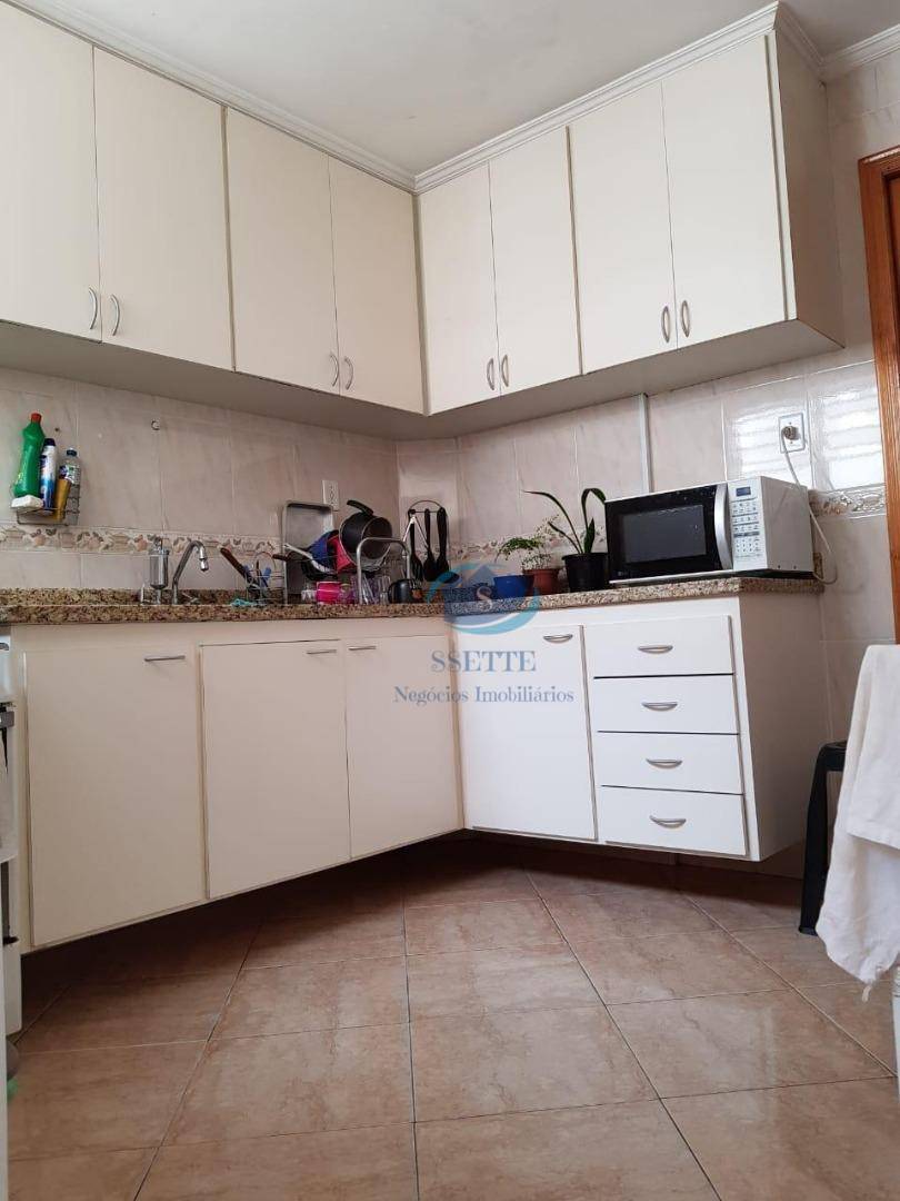 Apartamento à venda com 2 quartos, 67m² - Foto 9