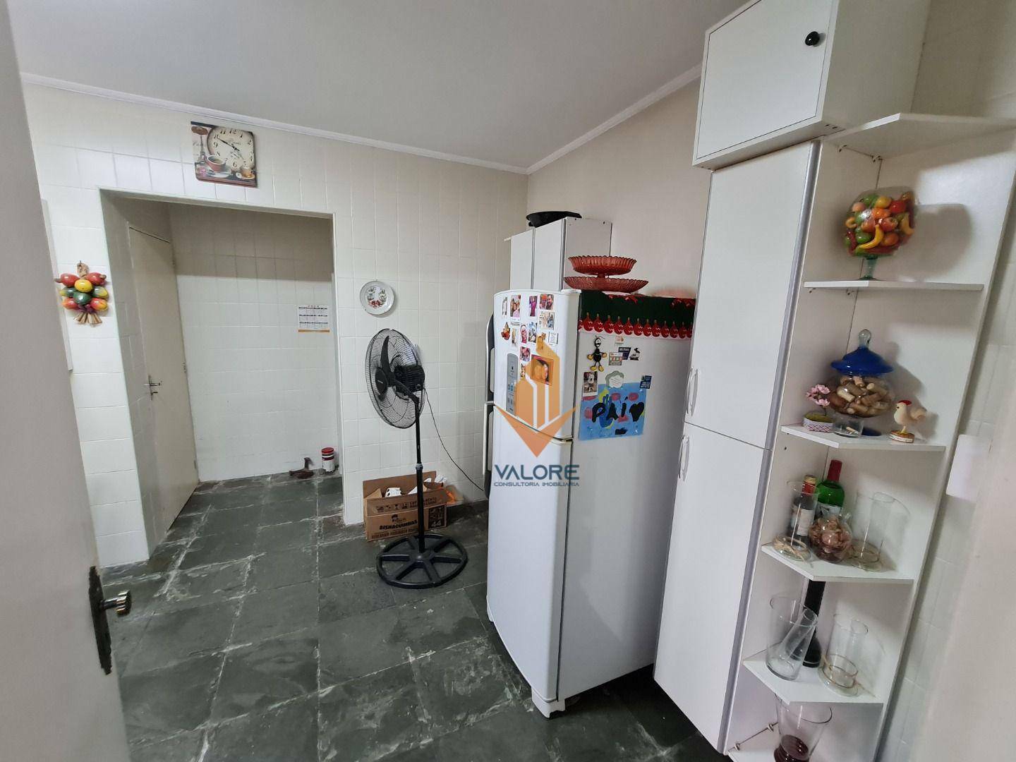 Casa à venda com 4 quartos, 268m² - Foto 28