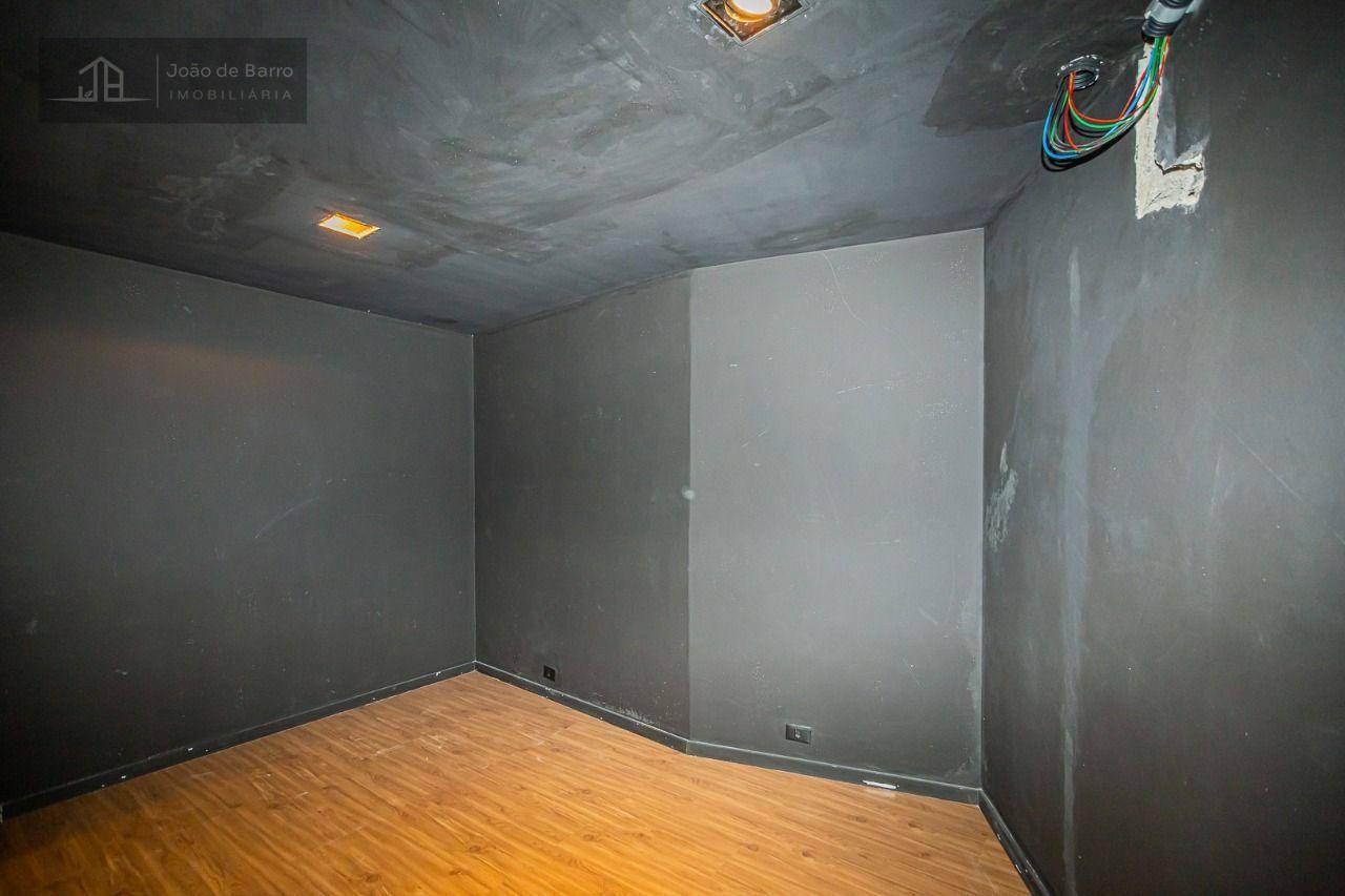 Casa para alugar, 228m² - Foto 14