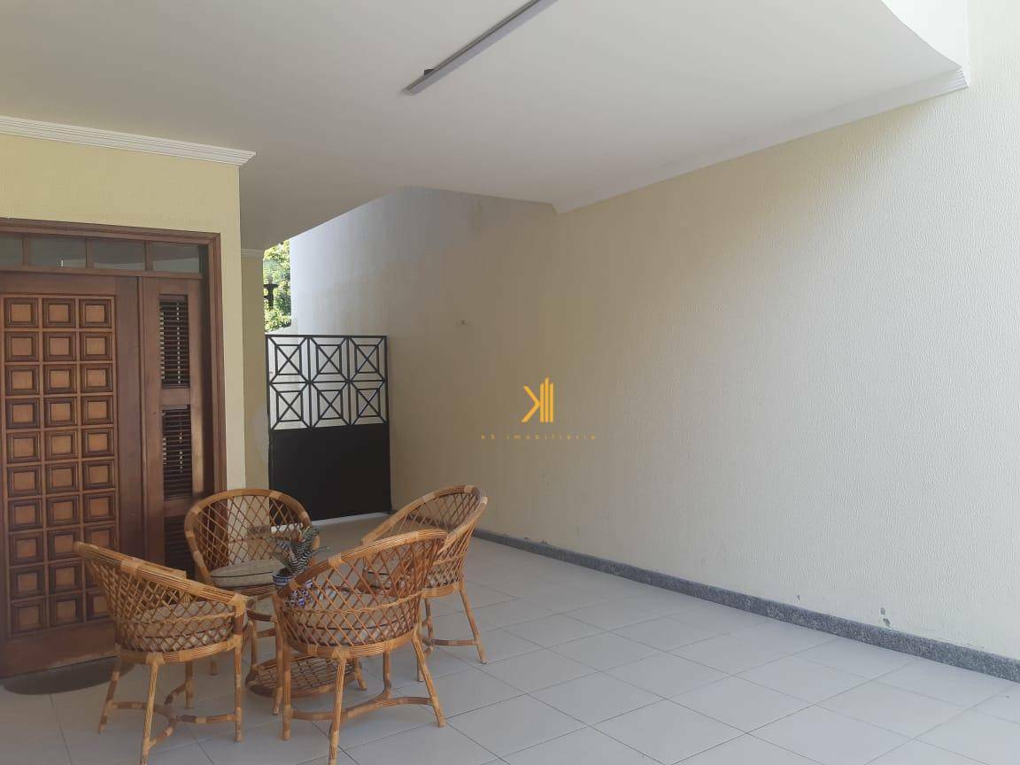 Casa à venda com 4 quartos, 253m² - Foto 7