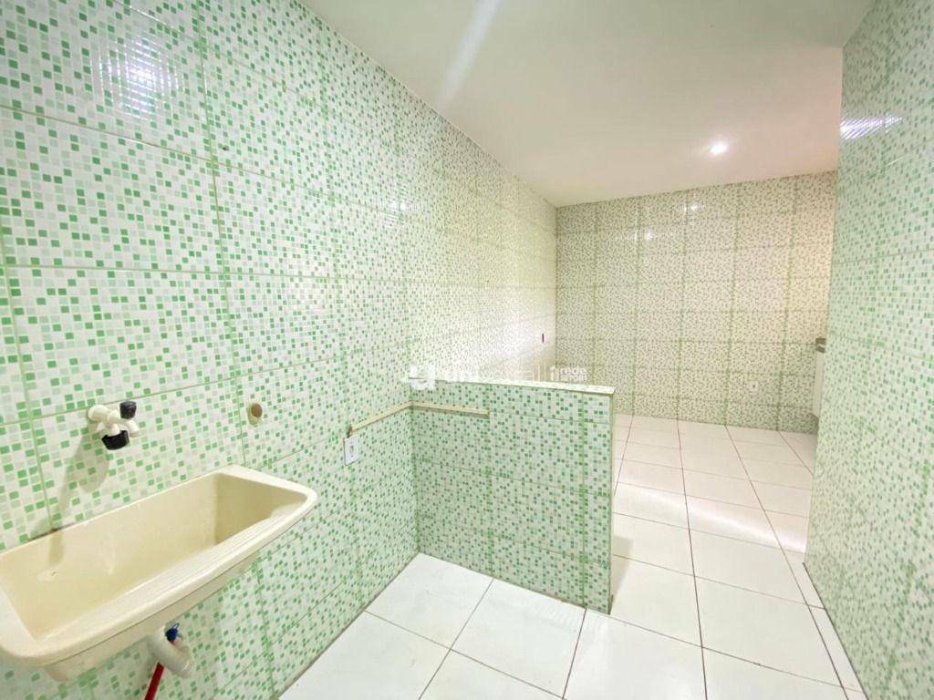 Apartamento à venda com 2 quartos, 40m² - Foto 7