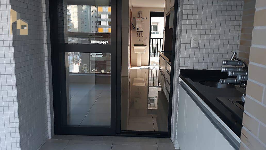 Apartamento à venda com 3 quartos, 140m² - Foto 13