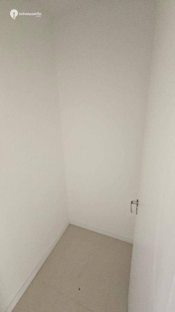 Apartamento à venda com 4 quartos, 200m² - Foto 16