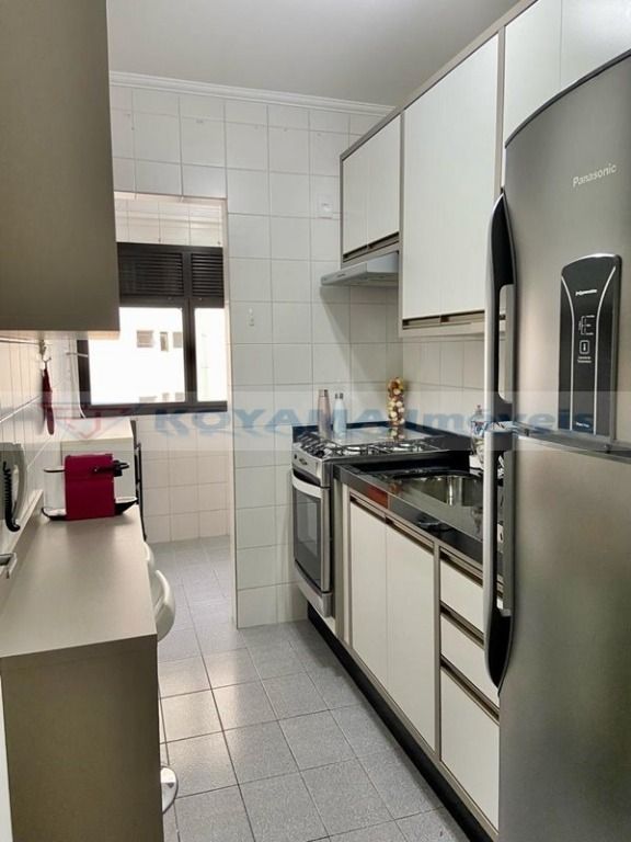 Apartamento à venda com 2 quartos, 60m² - Foto 4