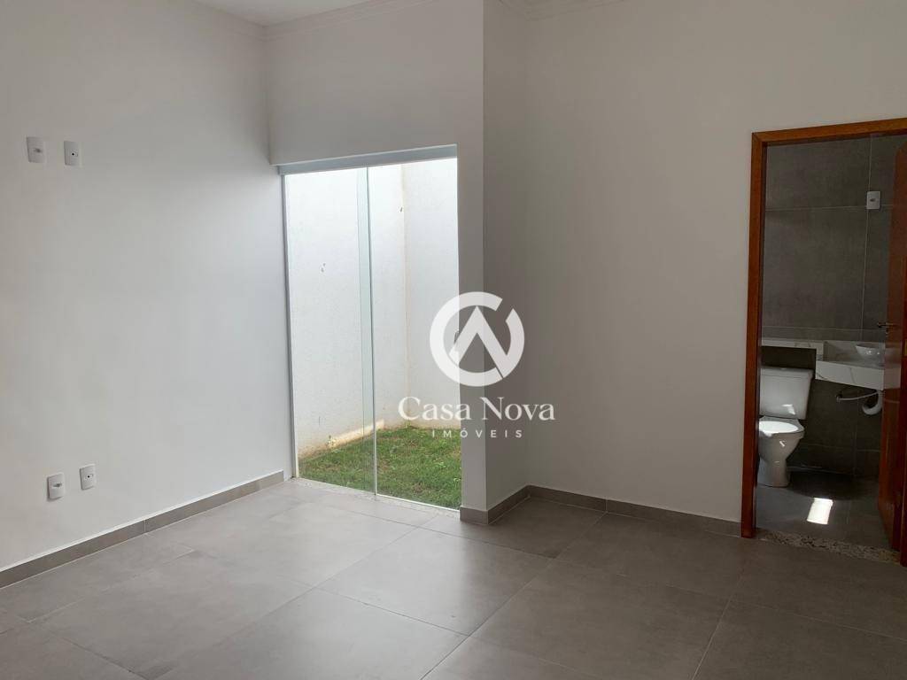 Casa à venda com 2 quartos, 85m² - Foto 8