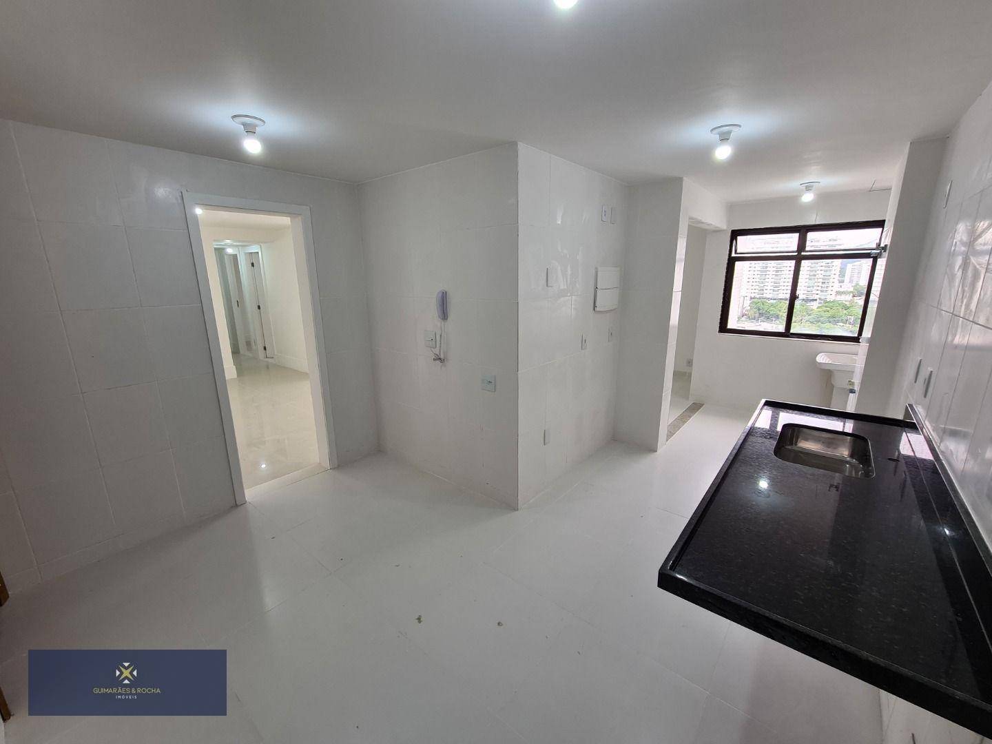 Apartamento à venda com 3 quartos, 121m² - Foto 9