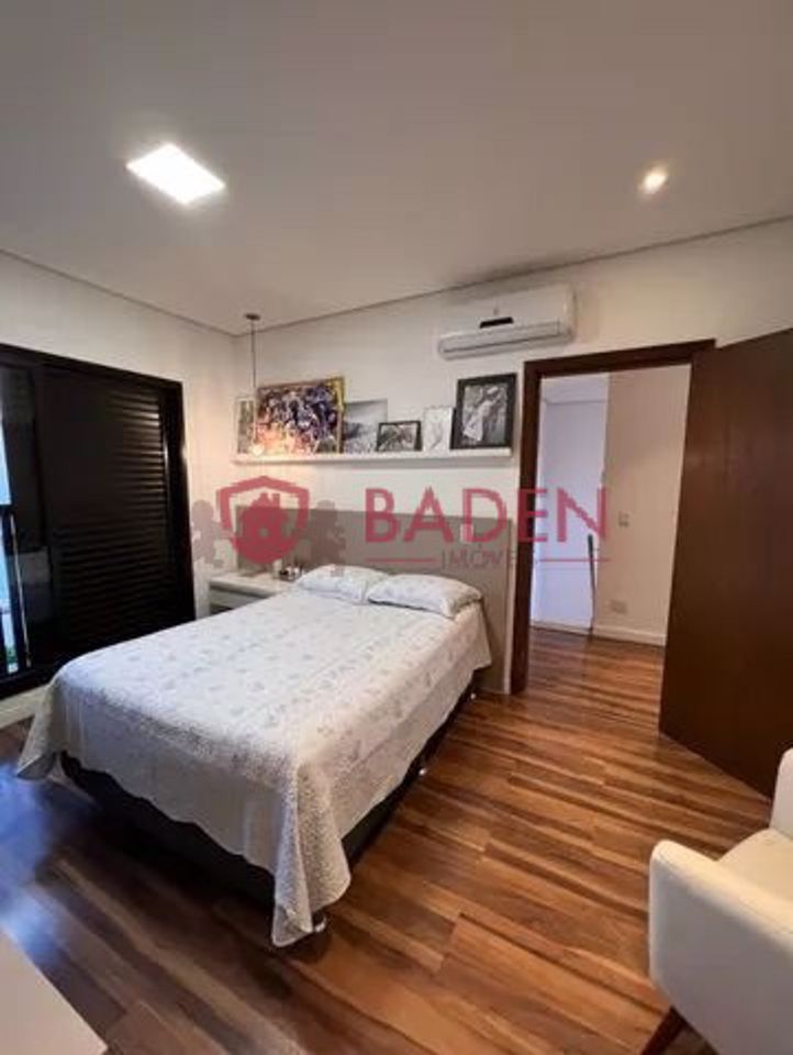 Casa de Condomínio à venda com 4 quartos, 276m² - Foto 17