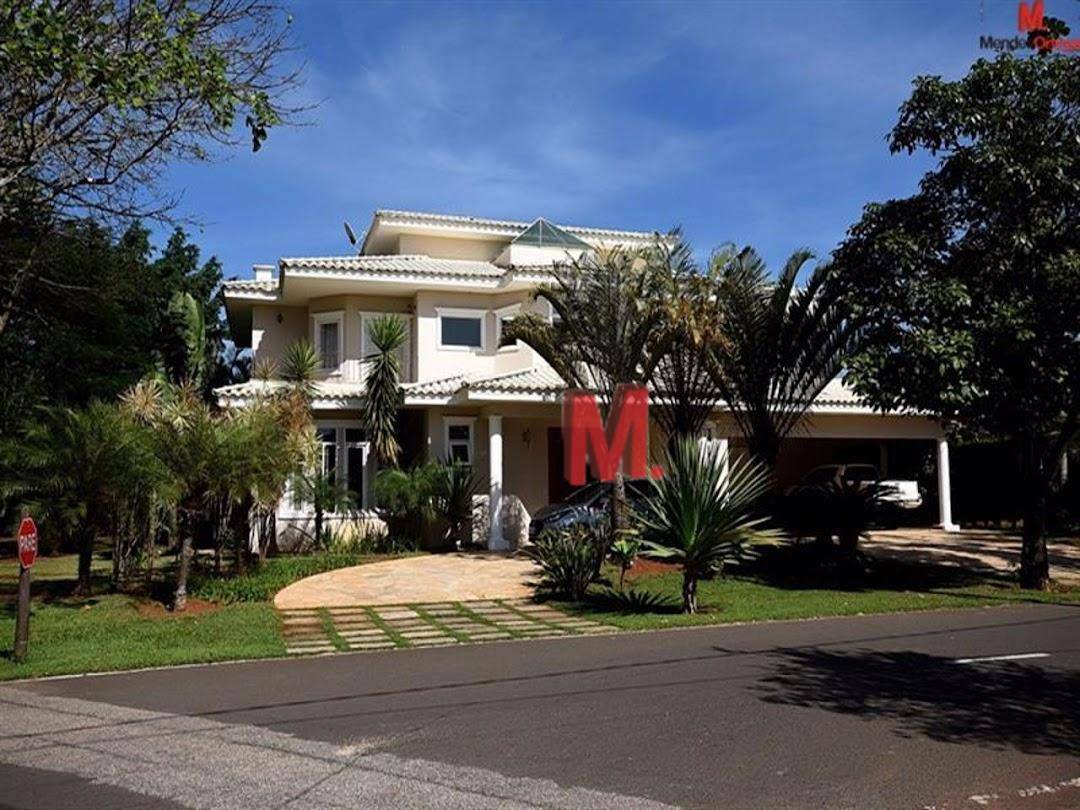 Casa de Condomínio à venda com 5 quartos, 600m² - Foto 1