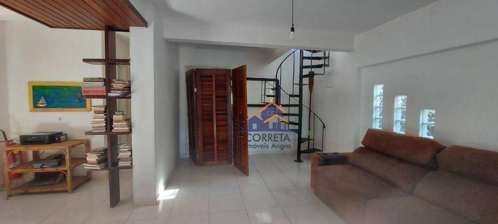 Casa à venda com 4 quartos, 200m² - Foto 6