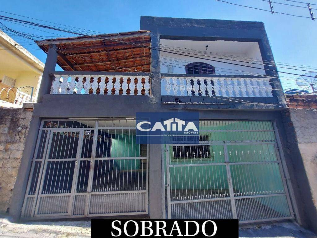 Sobrado à venda com 5 quartos, 215m² - Foto 1