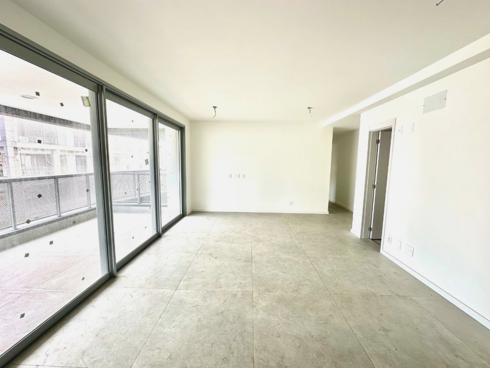 Apartamento à venda com 3 quartos, 1m² - Foto 10