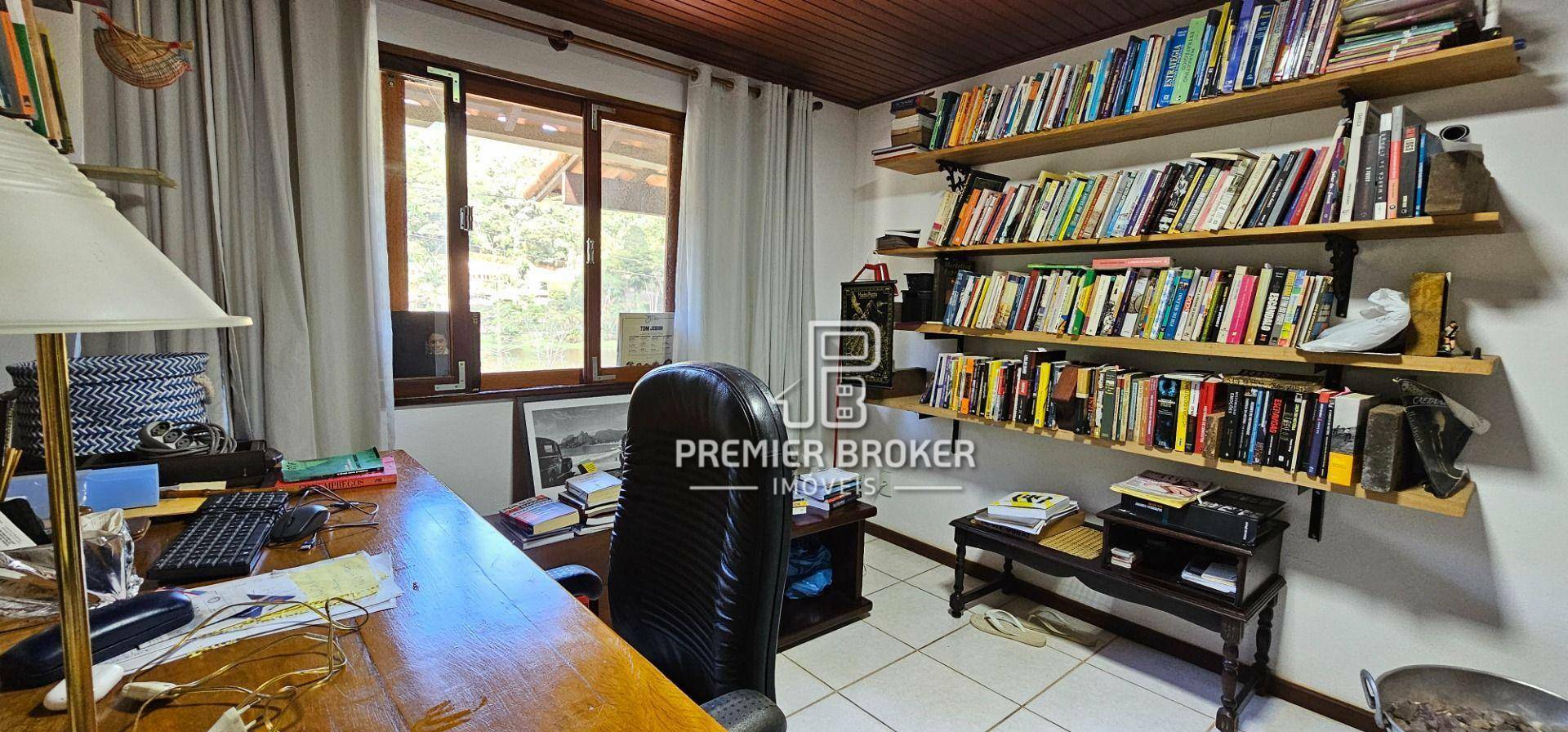 Casa de Condomínio à venda com 3 quartos, 250m² - Foto 10