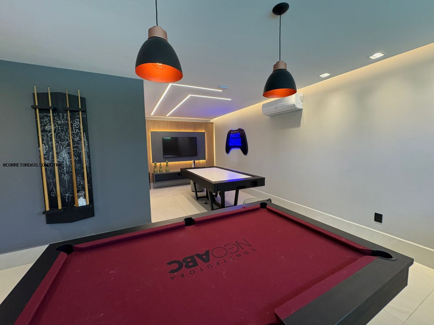 Apartamento à venda com 3 quartos, 117m² - Foto 13