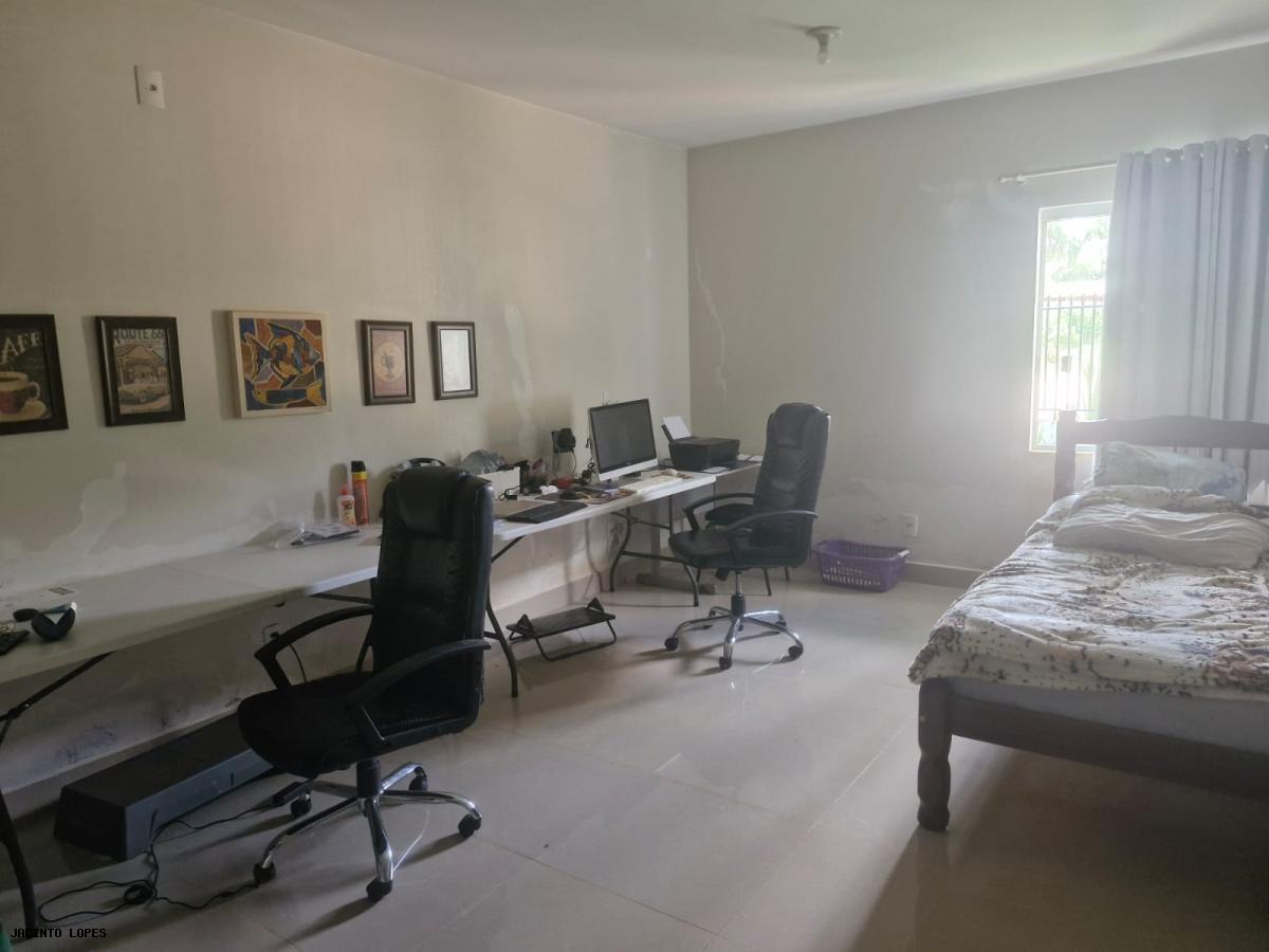 Casa de Condomínio à venda com 3 quartos, 250m² - Foto 16