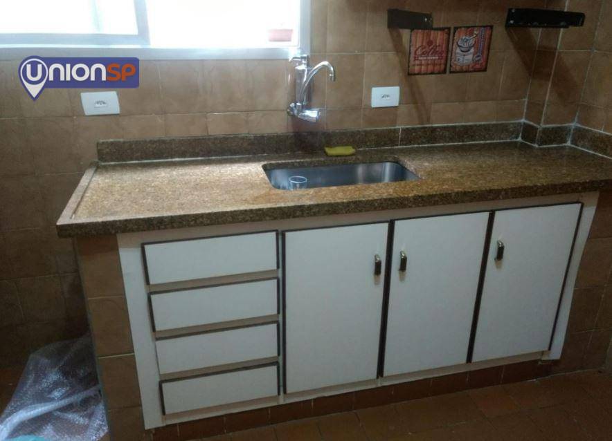 Apartamento à venda com 2 quartos, 64m² - Foto 4