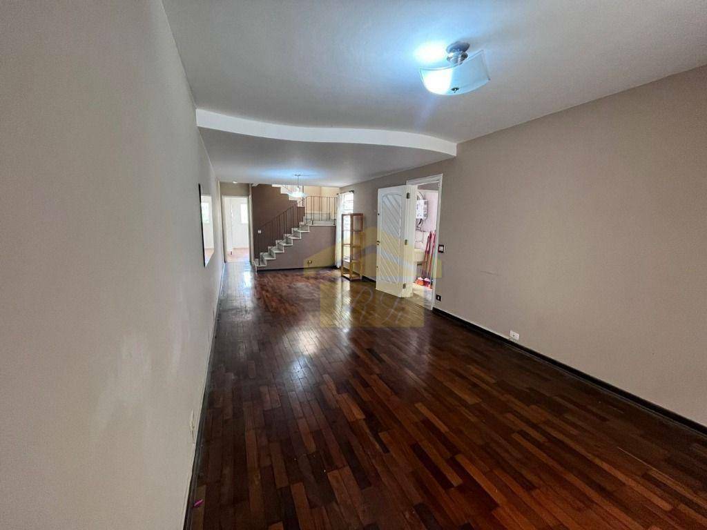 Sobrado à venda com 3 quartos, 120m² - Foto 2