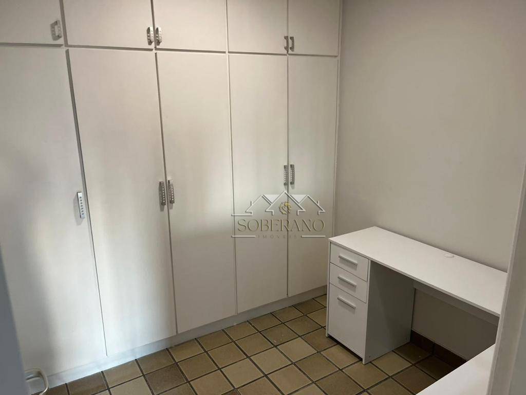 Apartamento para alugar com 3 quartos, 128m² - Foto 16