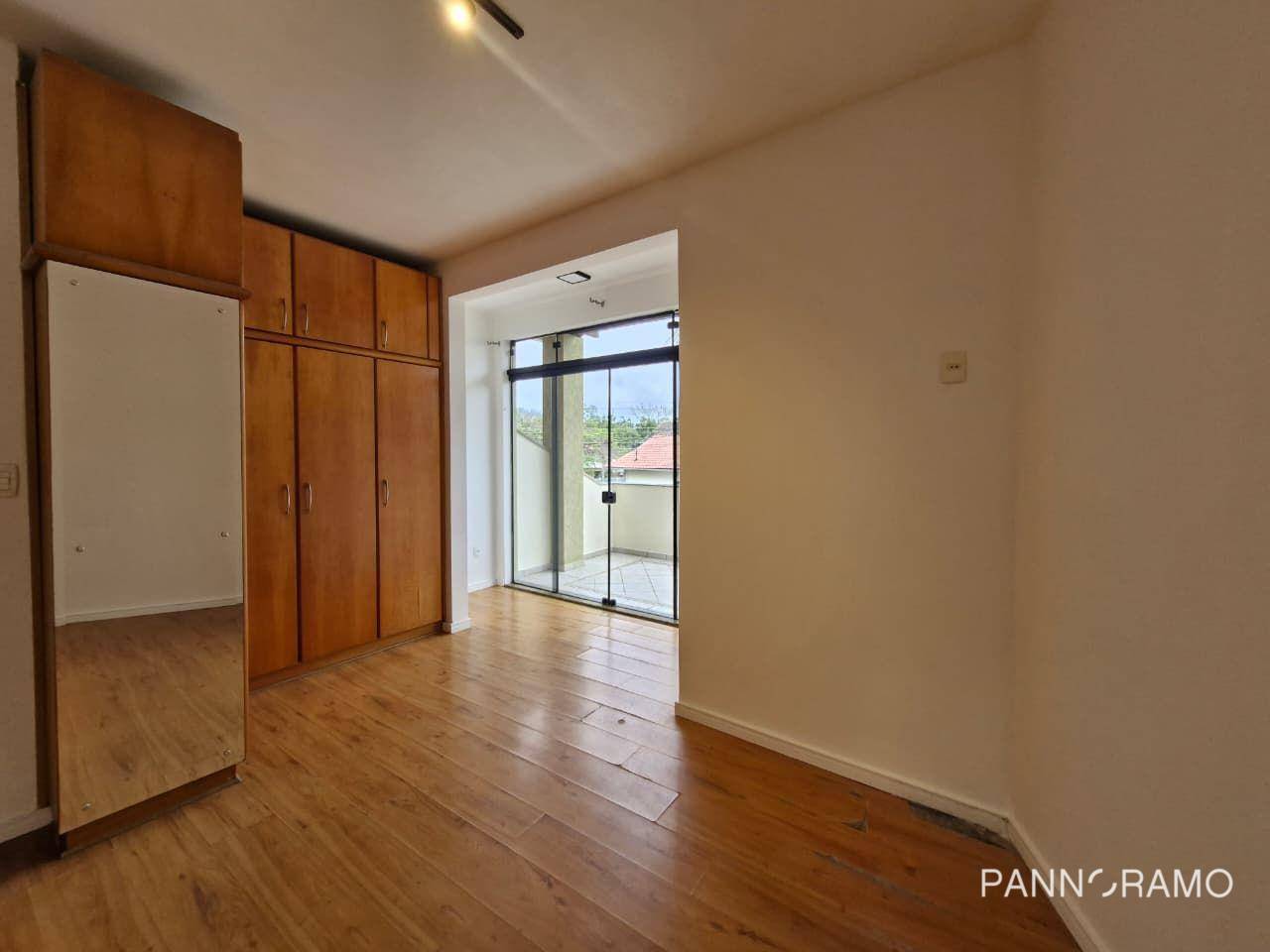 Casa para alugar com 3 quartos, 252m² - Foto 32