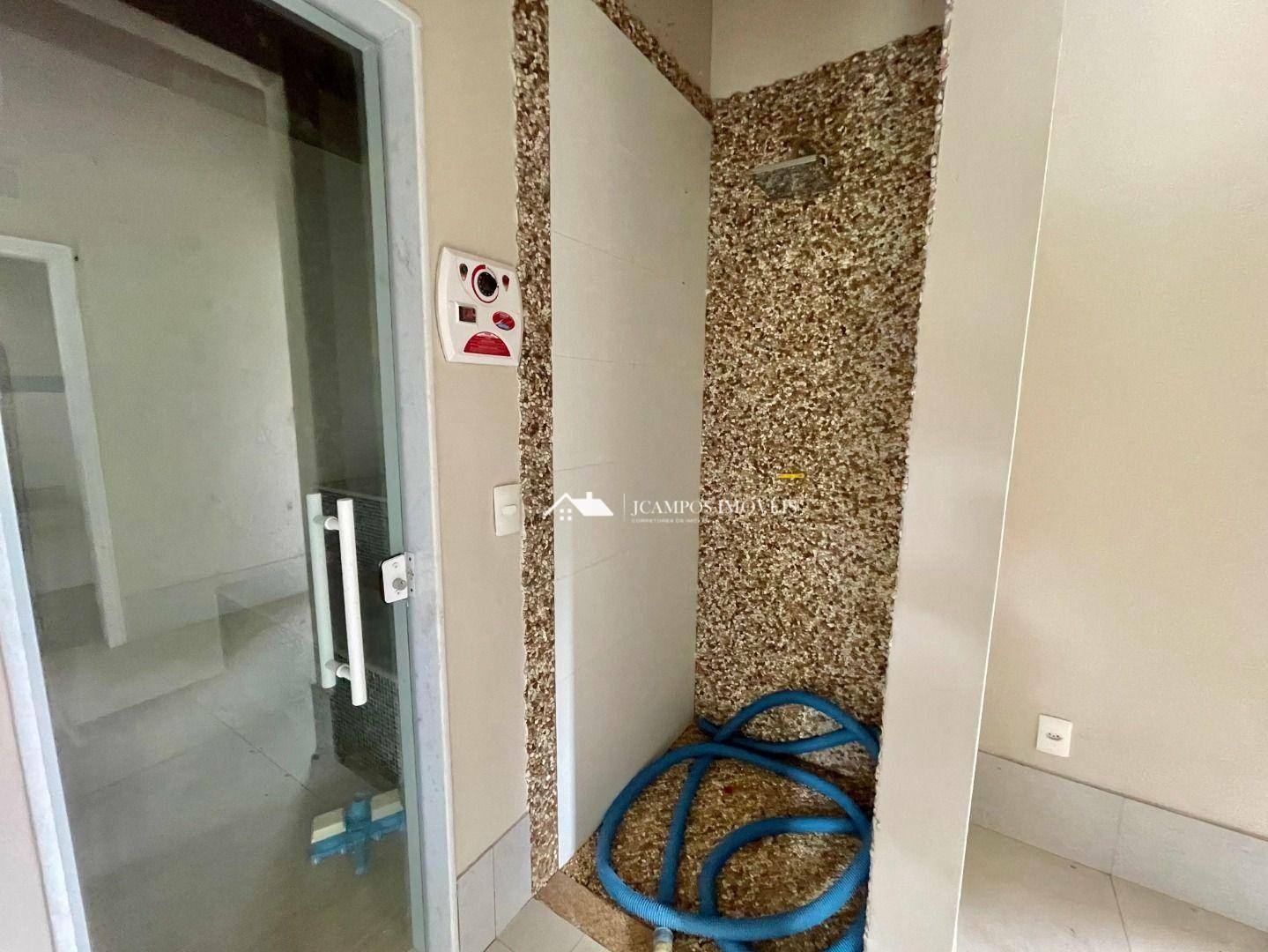 Casa à venda com 4 quartos, 300m² - Foto 10