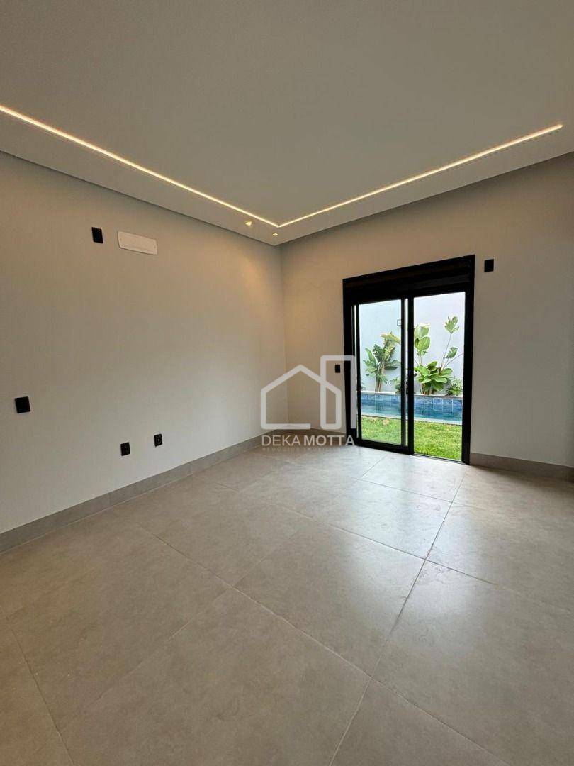 Casa à venda com 3 quartos, 164m² - Foto 12