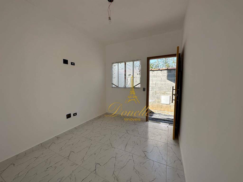 Casa à venda com 2 quartos, 55m² - Foto 17