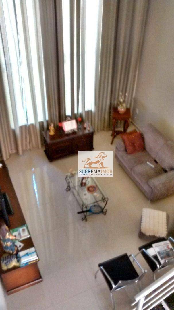 Casa de Condomínio à venda com 3 quartos, 183m² - Foto 2