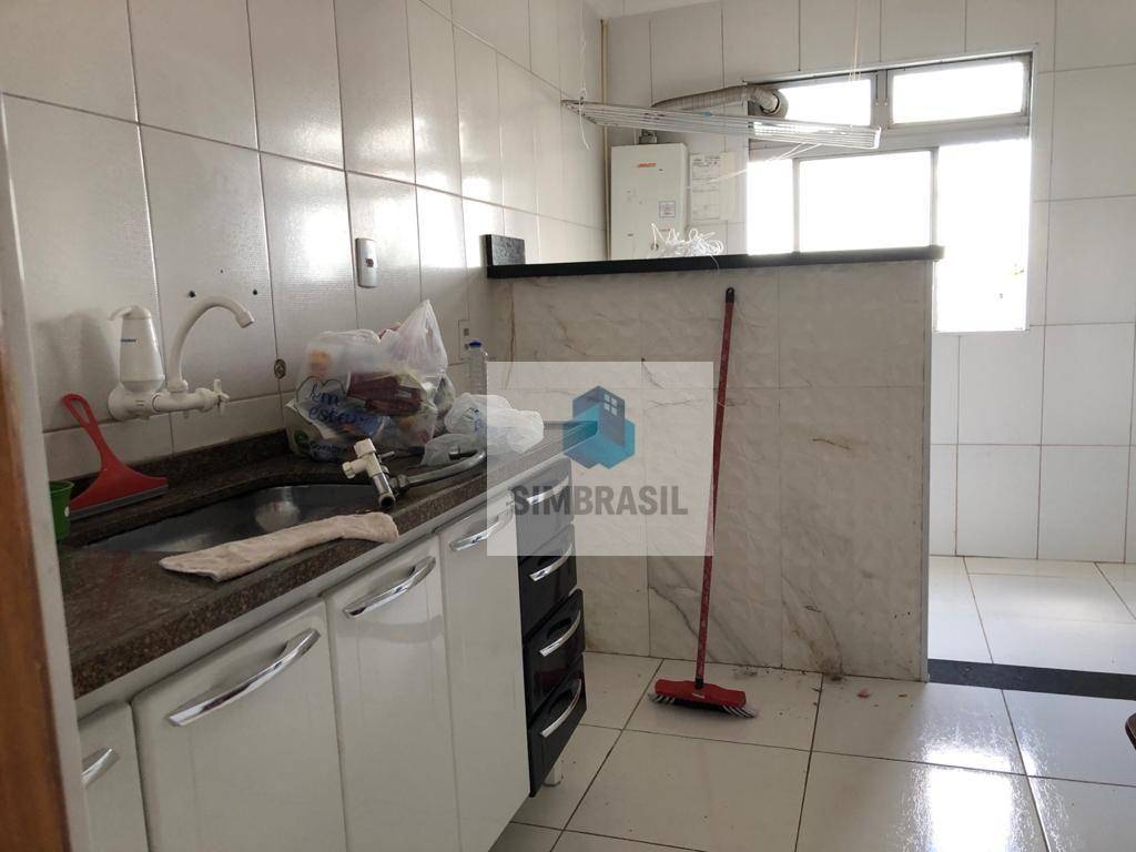 Apartamento à venda com 2 quartos, 65m² - Foto 8