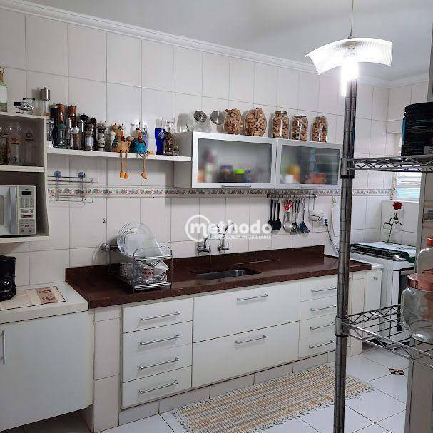 Casa à venda com 3 quartos, 213m² - Foto 37