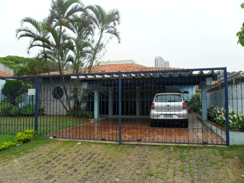 Casa à venda com 3 quartos, 250m² - Foto 1