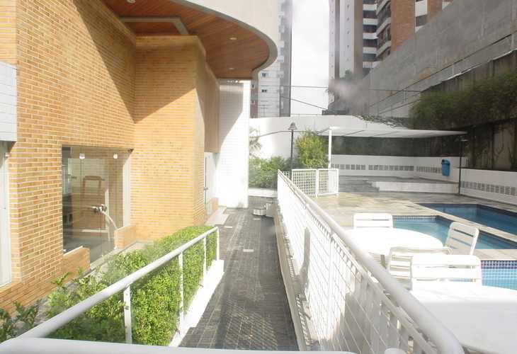 Apartamento à venda com 4 quartos, 150m² - Foto 5