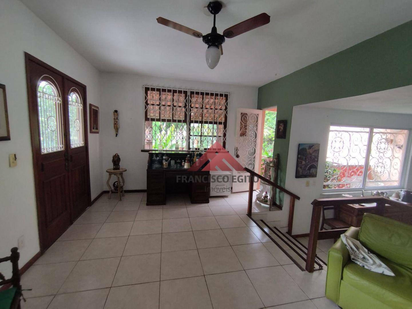 Casa para alugar com 4 quartos, 100m² - Foto 8