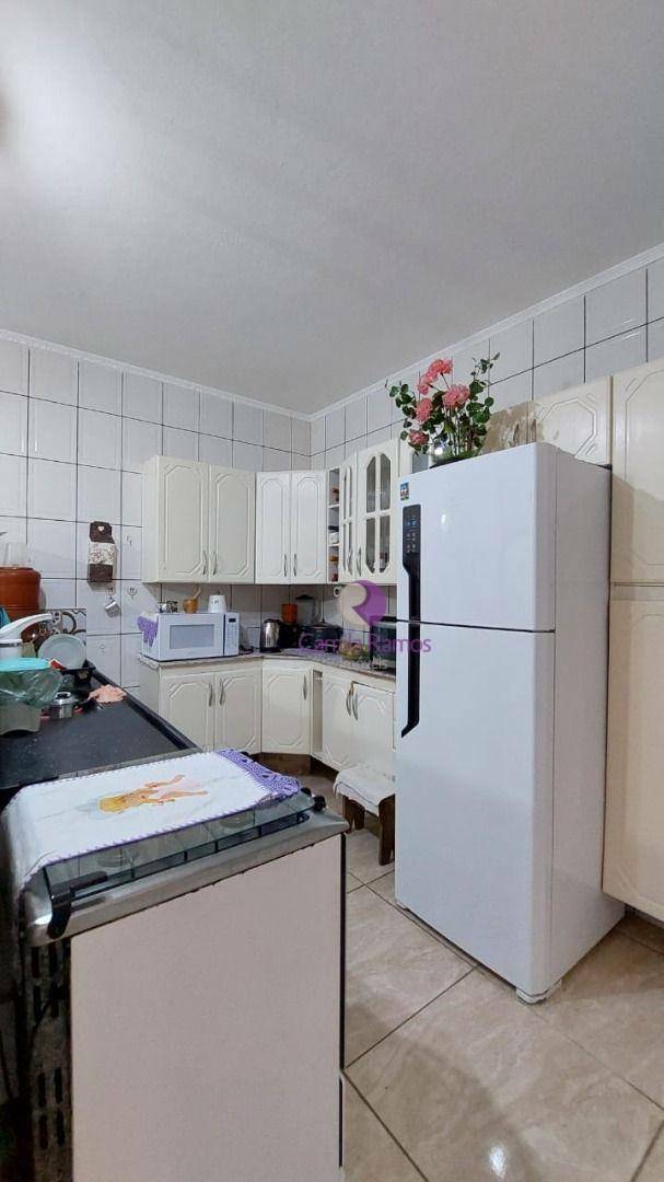 Sobrado à venda com 3 quartos, 231m² - Foto 8