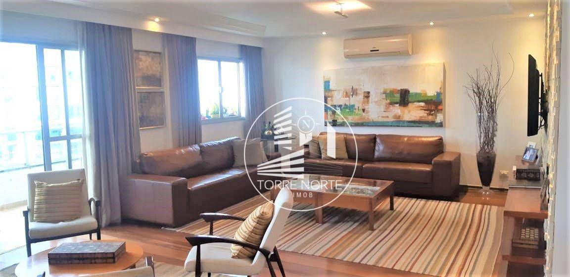 Apartamento à venda com 4 quartos, 240m² - Foto 2