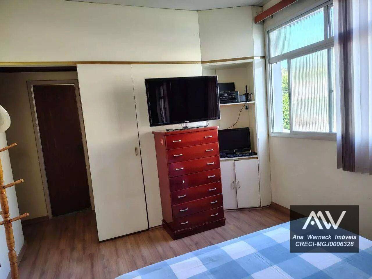 Apartamento à venda com 3 quartos, 200m² - Foto 23