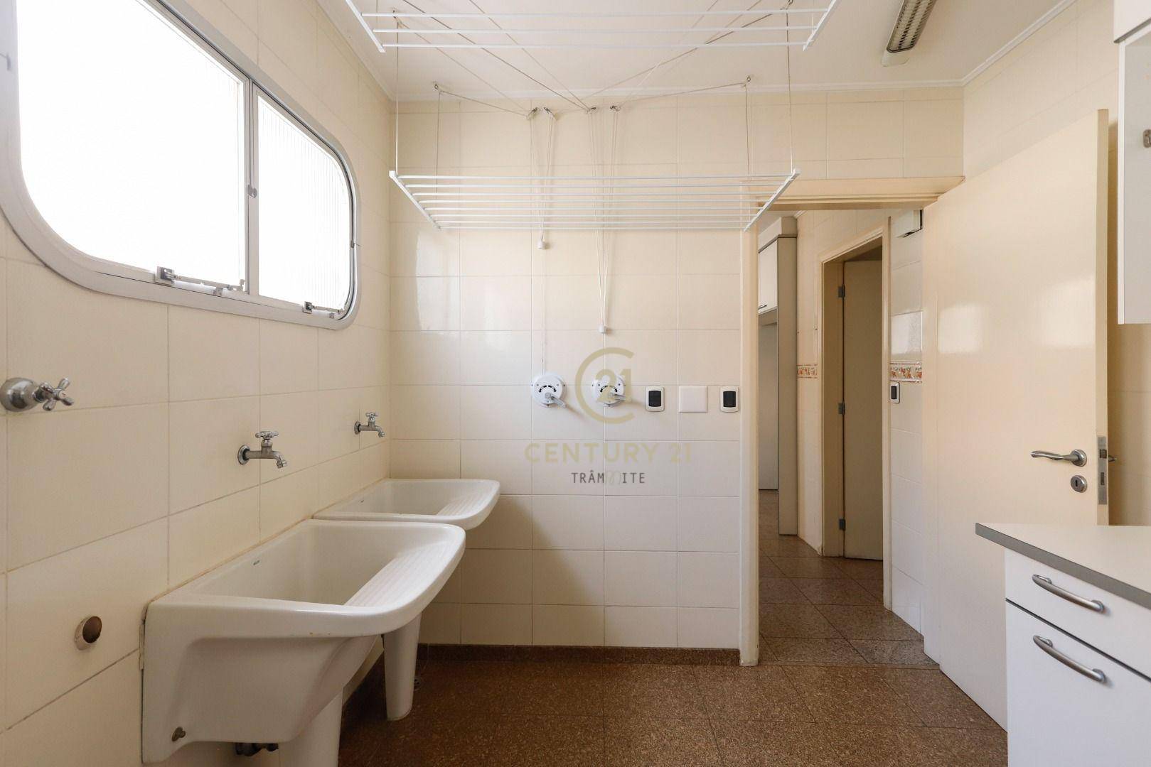 Apartamento para alugar com 4 quartos, 312m² - Foto 30