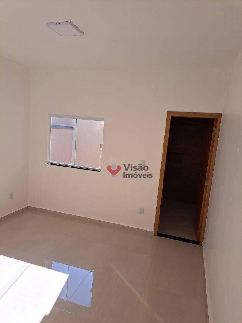 Casa à venda com 2 quartos, 72m² - Foto 11