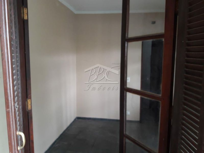 Casa à venda com 4 quartos, 350m² - Foto 15