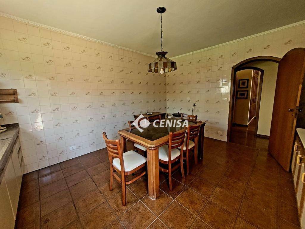 Casa à venda com 3 quartos, 240m² - Foto 15