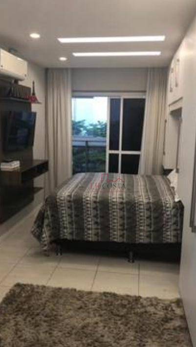 Apartamento à venda com 4 quartos, 156m² - Foto 9