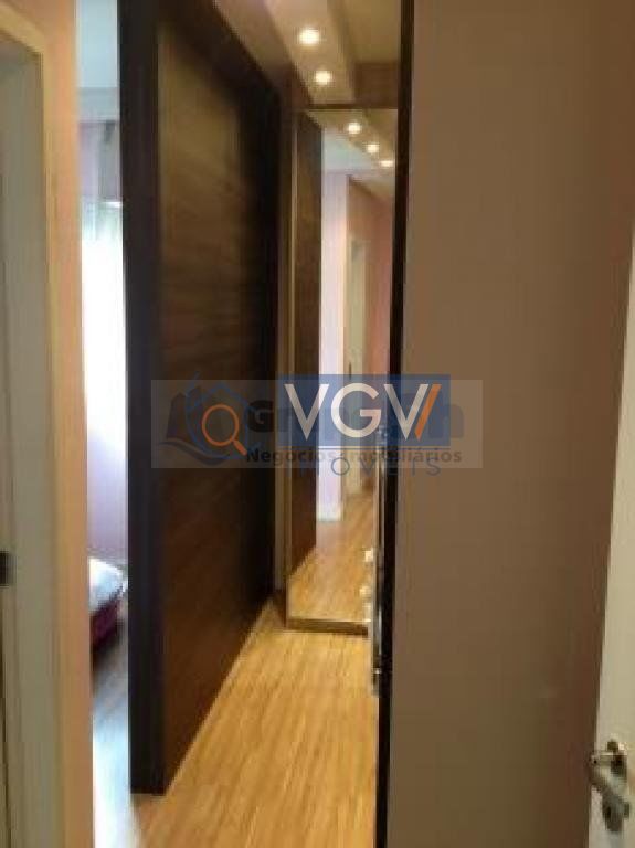 Apartamento à venda com 3 quartos, 94m² - Foto 4