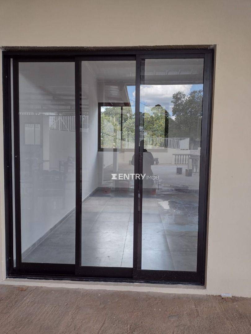 Chácara à venda com 2 quartos, 750m² - Foto 10