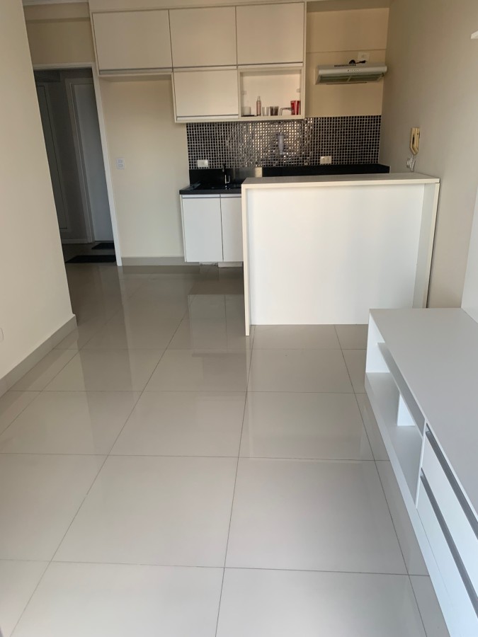 Apartamento para alugar com 2 quartos, 50m² - Foto 7